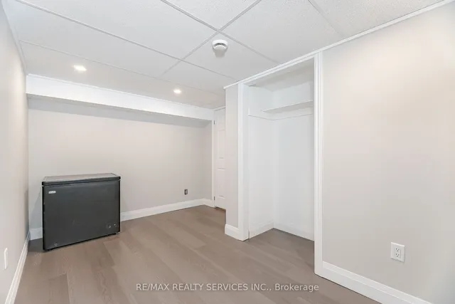 Additional image 32 of 64 Kimbark Dr