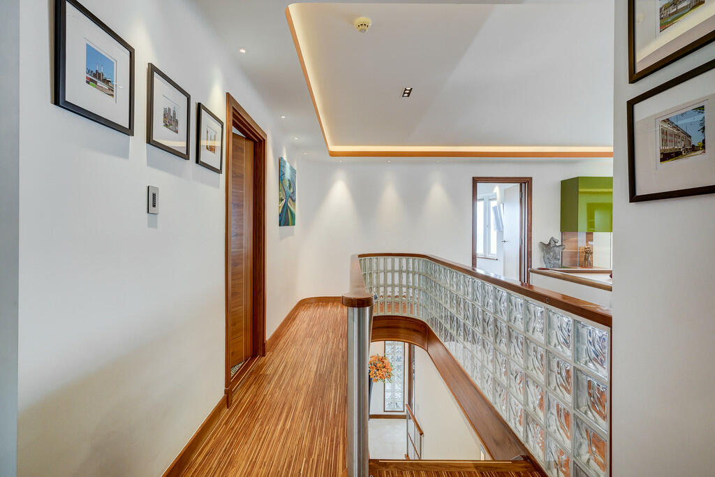 Additional image 41 of Cliff Way, Frinton-on-Sea