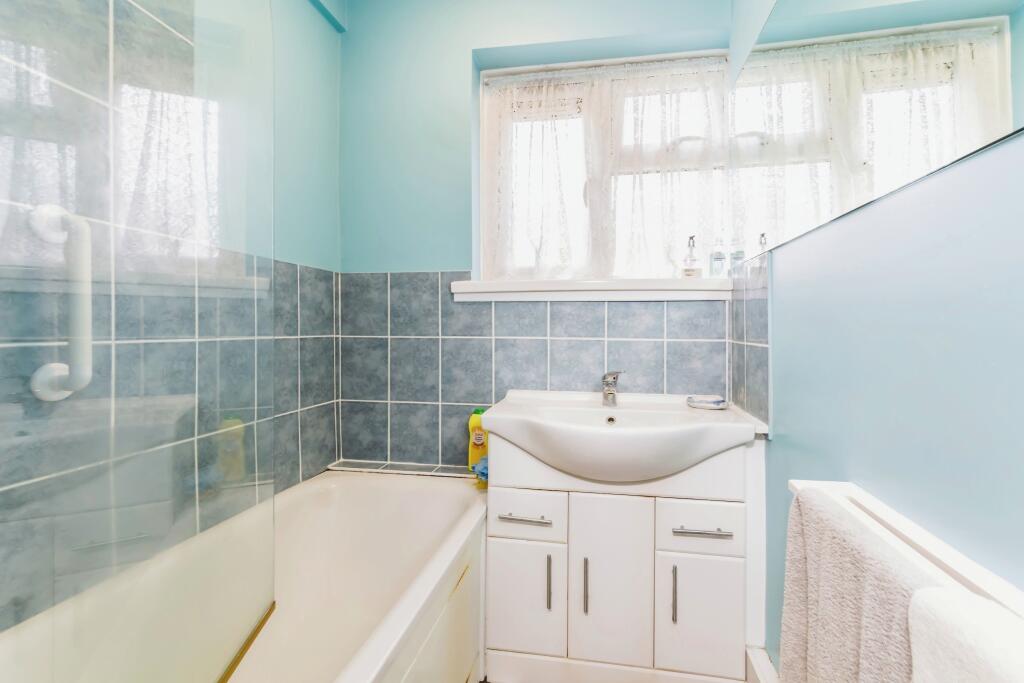 Additional image 5 of Lynwood Avenue, Coulsdon, CR5