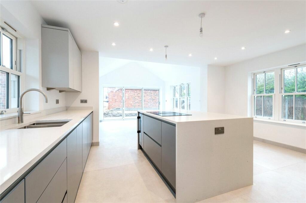 Additional image 7 of Silver Oak House, Braiswick, 134 Braiswick, Colchester, Essex, CO4