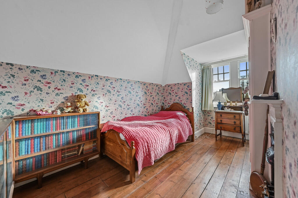 Additional image 12 of Holland Road, Frinton On Sea, Essex