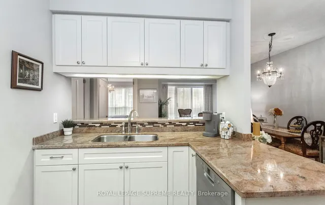 Additional image 19 of 2 Aberfoyle Cres Unit 411