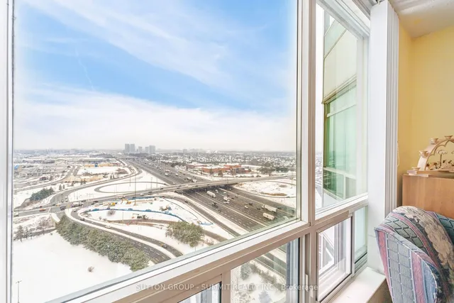 Additional image 19 of 68 CORPORATE Dr Unit 2923