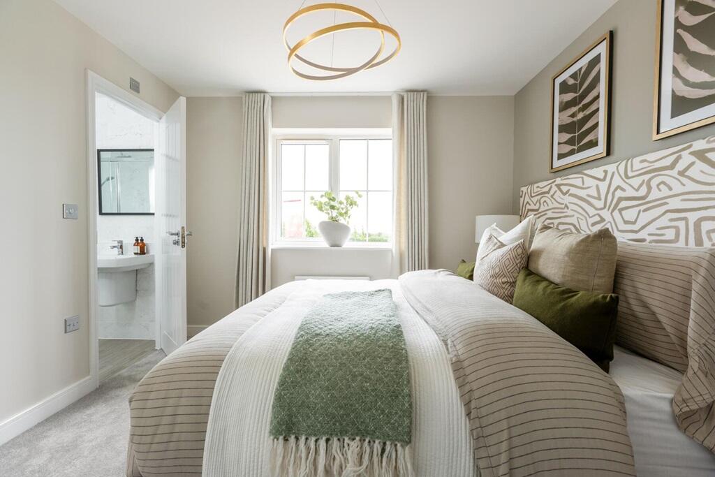 Additional image 7 of Elm Tree Avenue, 
Frinton on Sea, 
Essex,
CO13 0GR