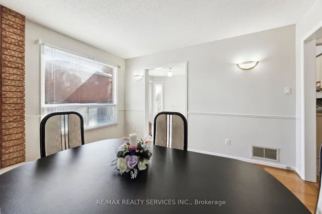 Additional image 11 of 37 Candy Cres