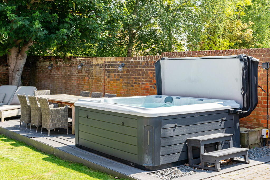 Additional image 39 of The Green, Writtle, Chelmsford