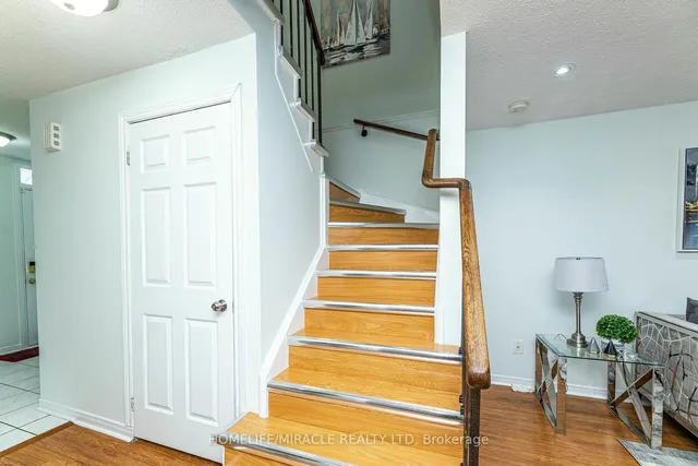 Additional image 20 of 5 Nemo Cres