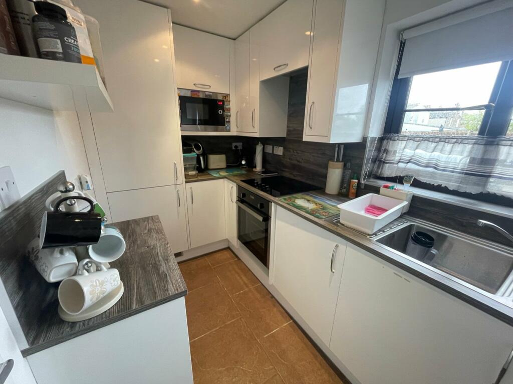 Additional image 10 of Wellesley Road, Clacton-on-Sea, CO15