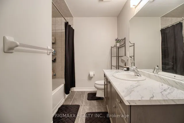 Additional image 36 of 53 Lola Cres