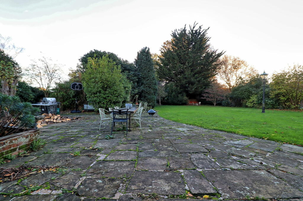 Additional image 45 of High Street, Thorpe-le-Soken, Clacton-on-sea, CO16 0DY