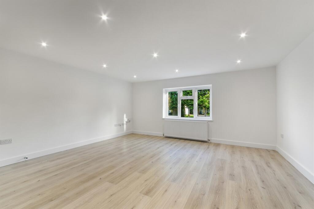 Additional image 4 of Kingswood Way, South Croydon