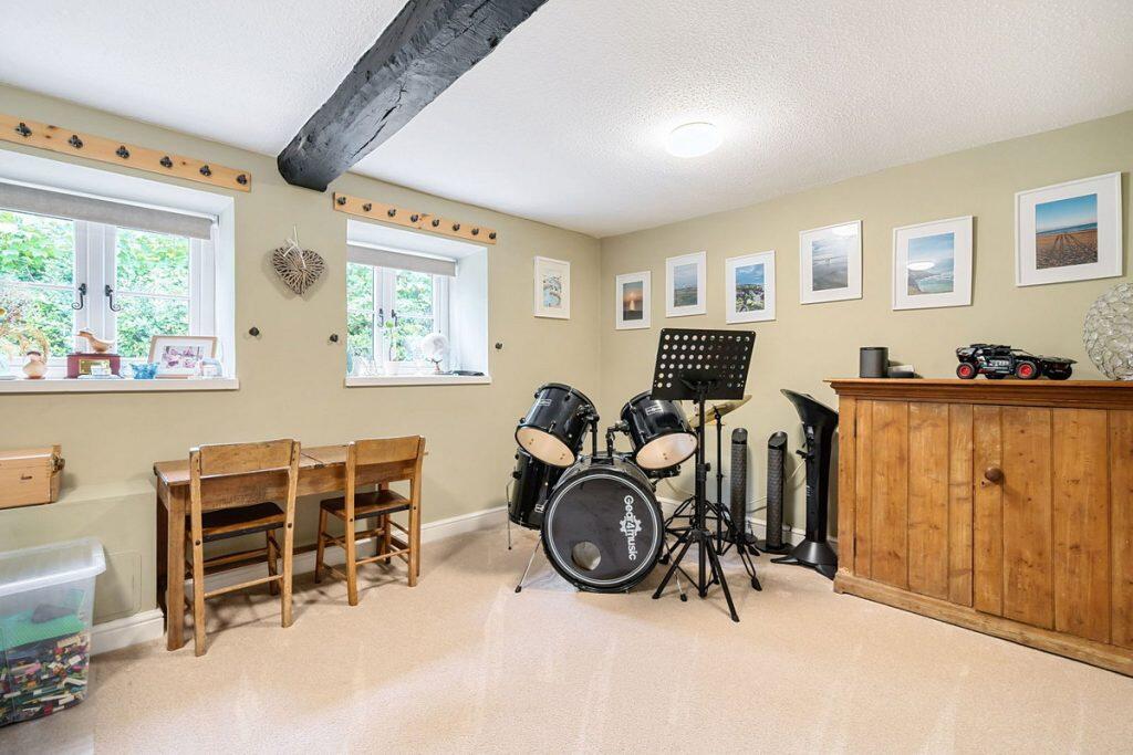 Additional image 23 of The Vownog Sychdyn, Mold