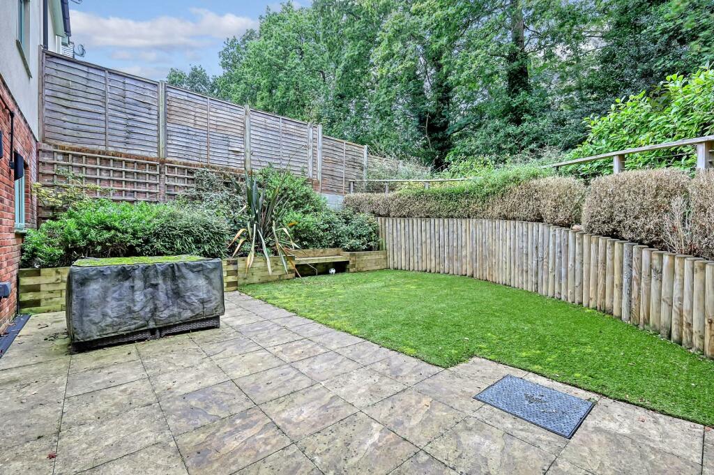 Additional image 21 of Magnolia Crescent, Great Warley, Brentwood