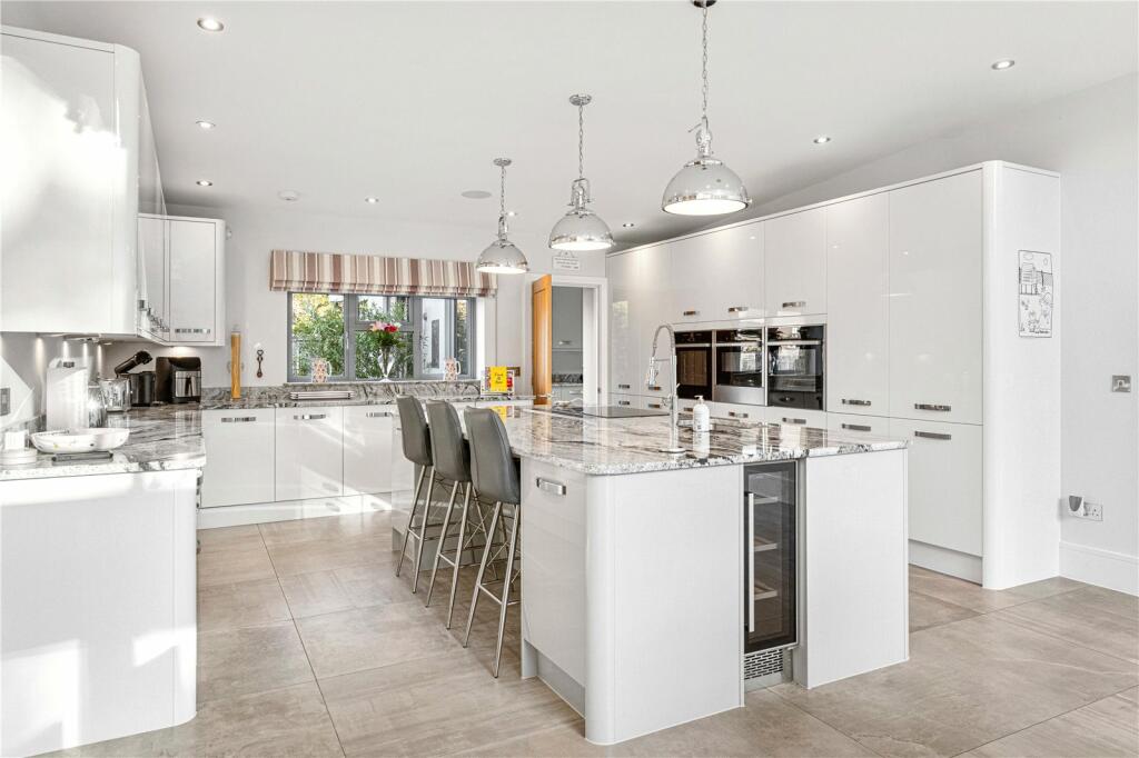 Additional image 10 of Cage End, Hatfield Broad Oak, Bishop's Stortford, Essex, CM22