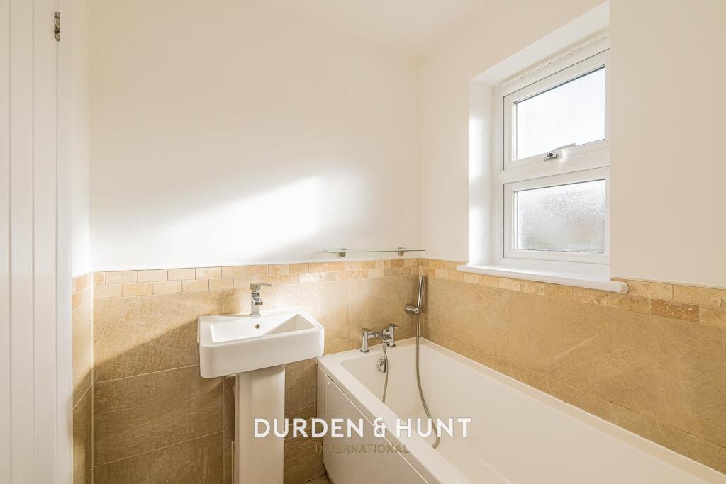 Additional image 14 of Cripsey Avenue, Ongar, CM5