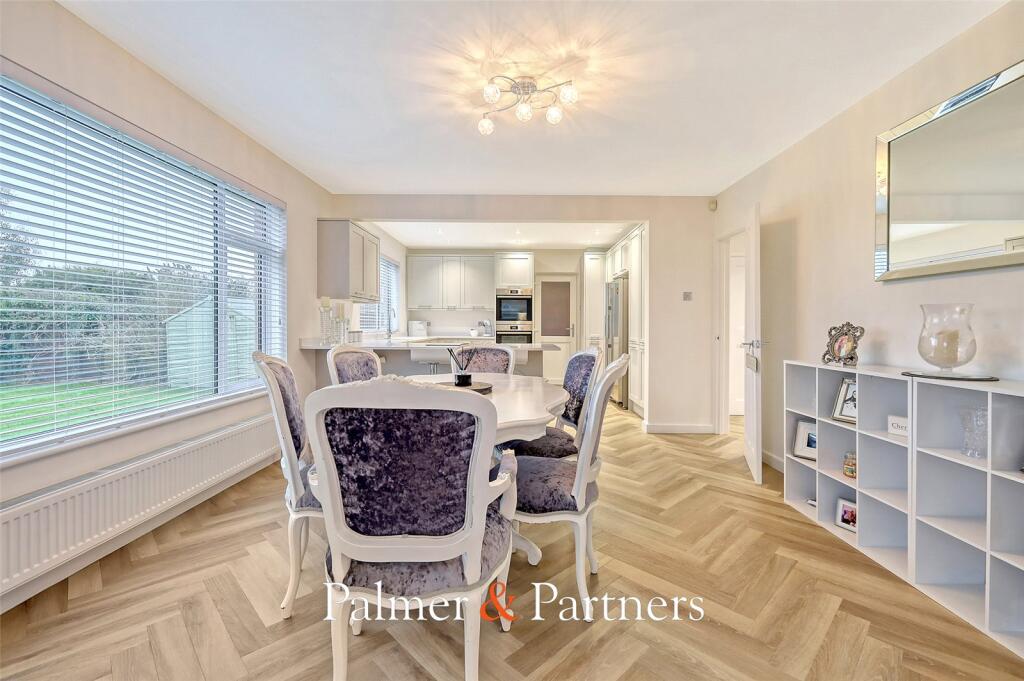 Additional image 10 of Aylesbury Drive, Holland-on-Sea, Clacton-on-Sea, Essex, CO15