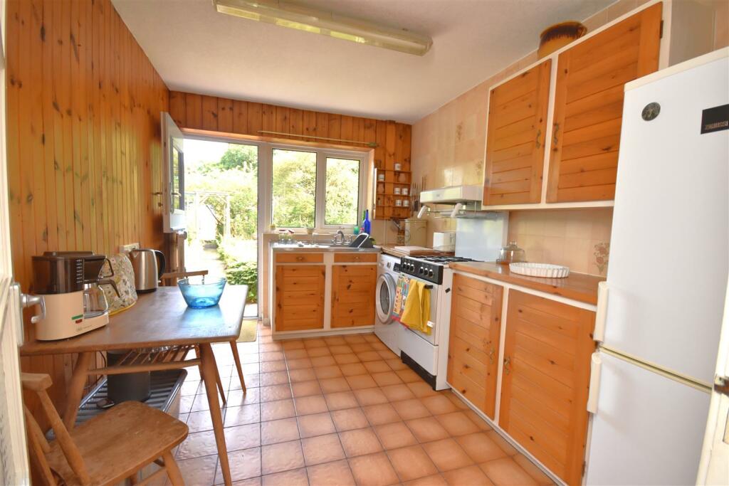 Additional image 6 of Field Hey Lane, Willaston, Neston