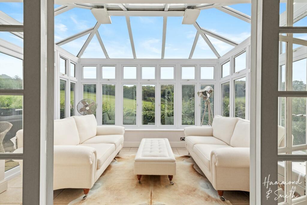 Additional image 8 of Mount End, Theydon Mount, CM16