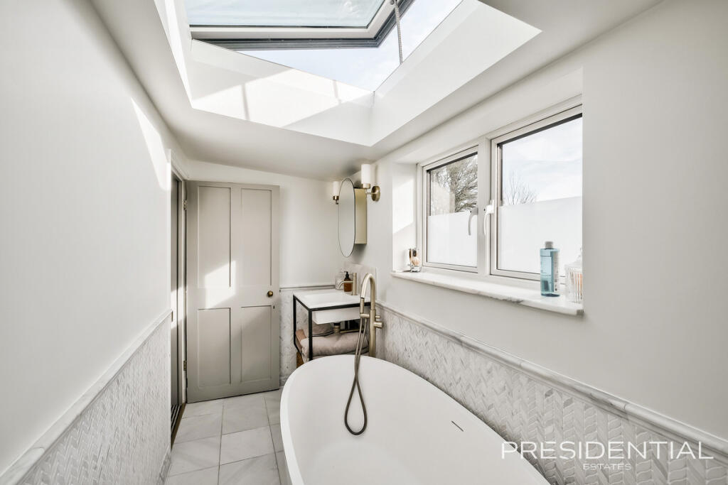 Additional image 31 of Ivy Cottage, Epping Green, CM16