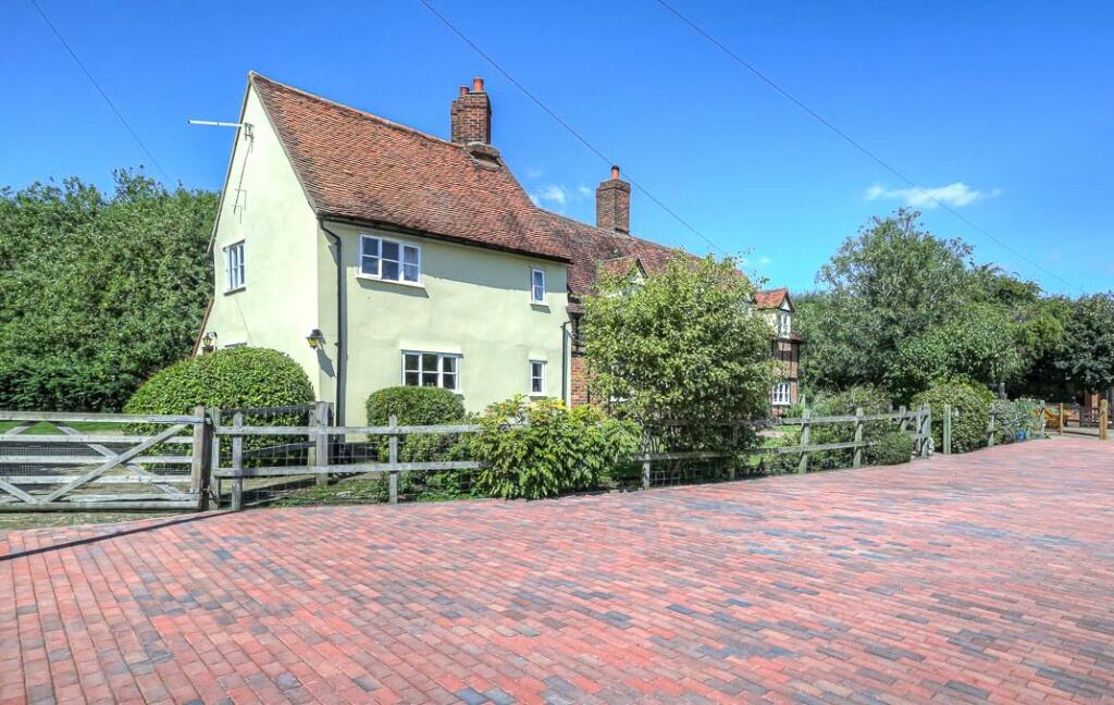 Additional image 6 of Doddinghurst Road, Pilgrims Hatch, CM15