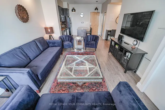 Additional image 17 of 55 Bremner Blvd Unit 4302