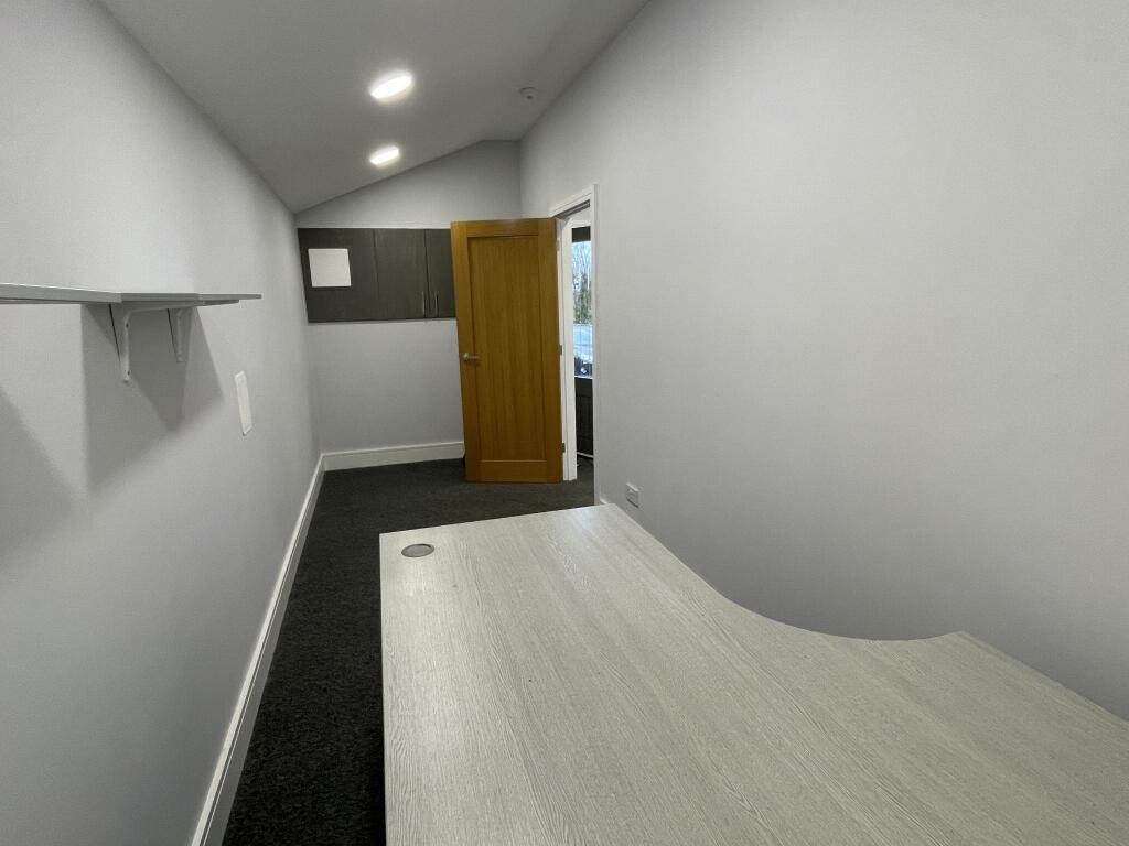 Additional image 4 of Ongar