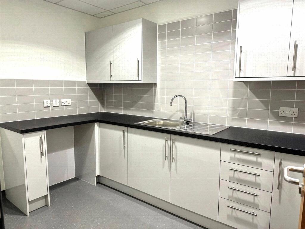 Additional image 9 of Avenue West, Skyline 120 Business Park, Braintree, CM77