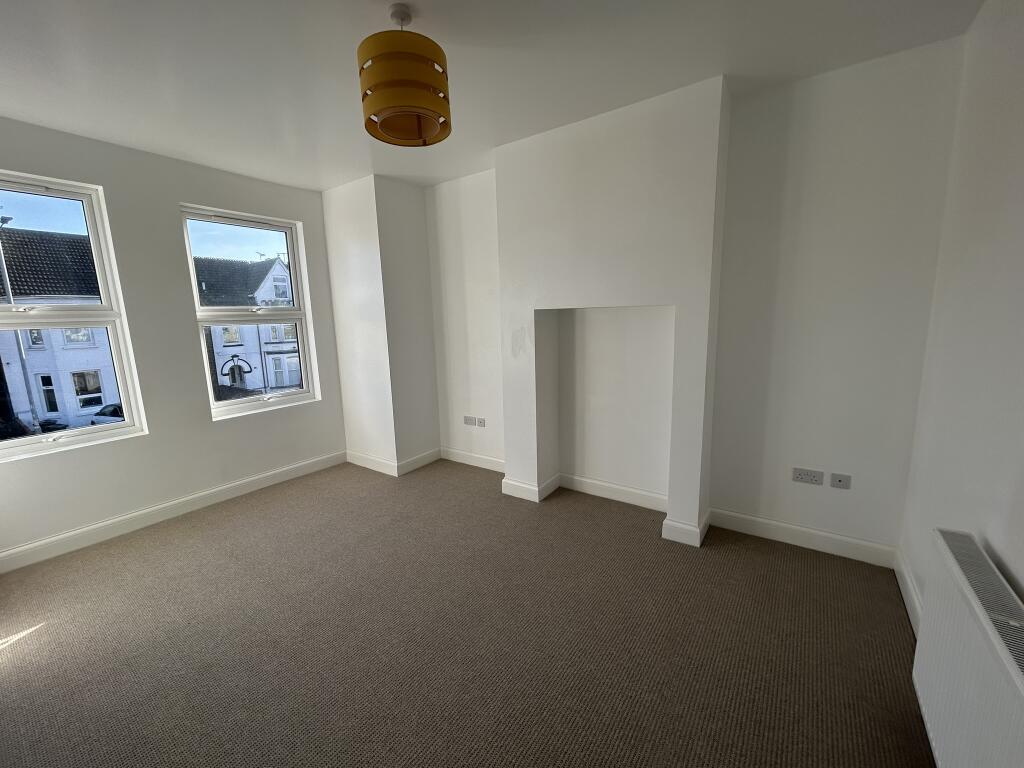 Additional image 6 of 133, Wellesley Road, Clacton on Sea, Essex CO15 3PT