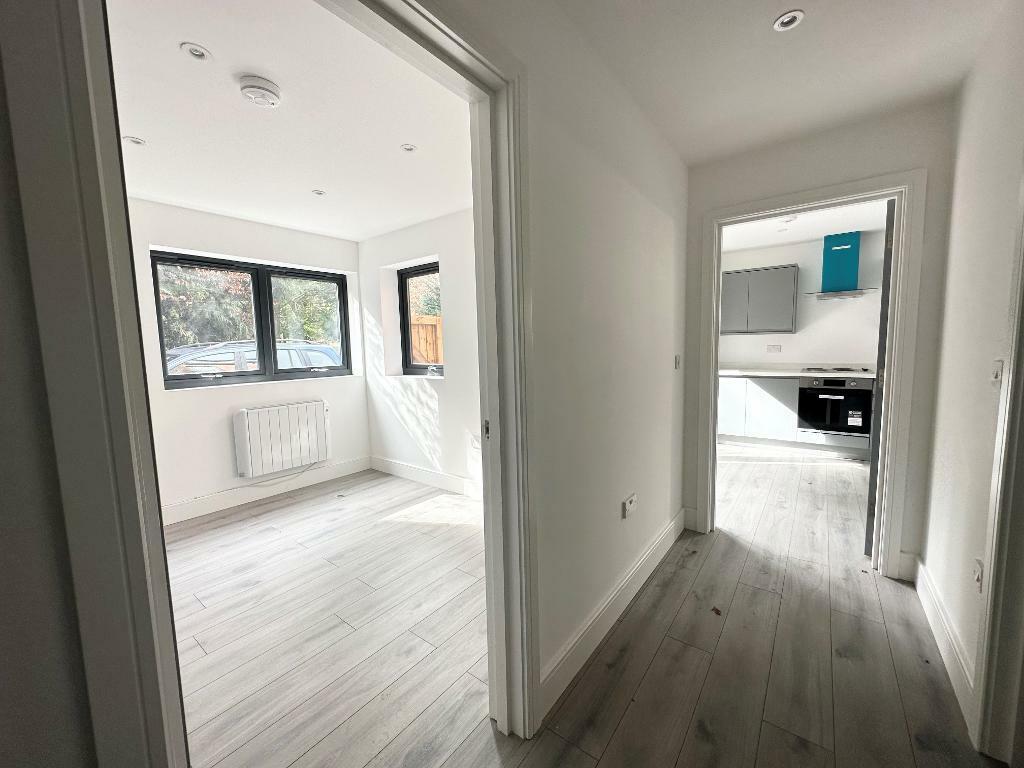 Additional image 4 of Whyteleafe Hill, Whyteleafe, CR3 0AG