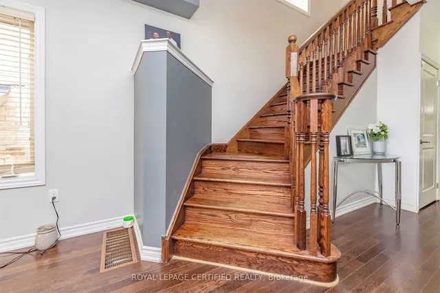 Additional image 14 of 37 Lola Cres