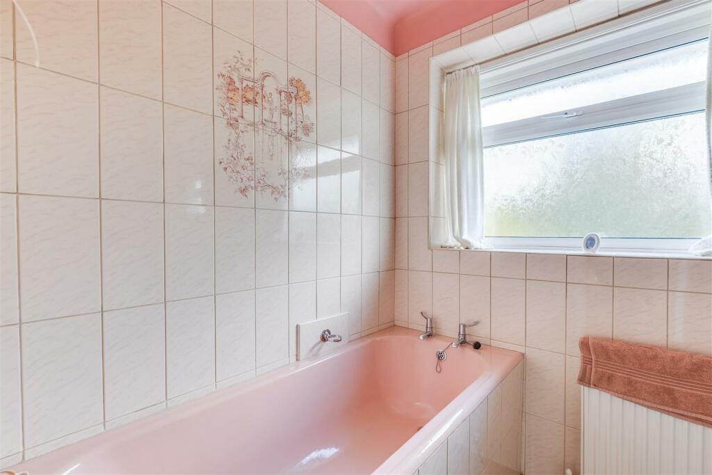 Additional image 7 of The Looms, Parkgate, Neston