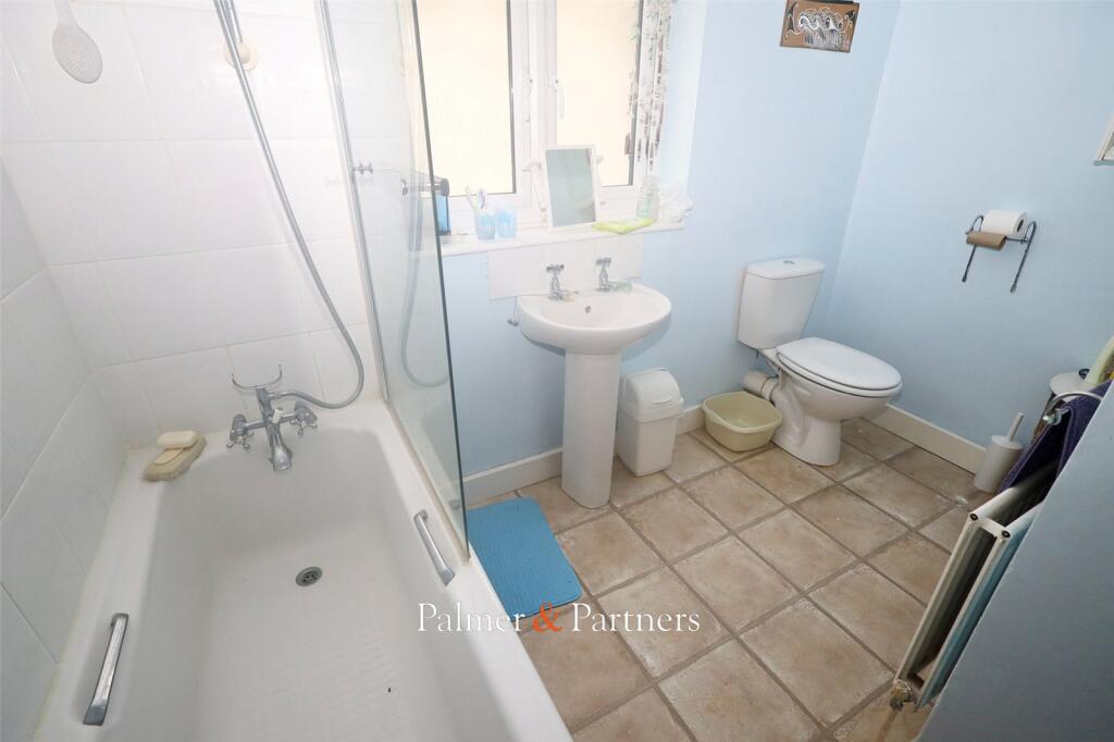 Additional image 14 of Walton Road, Walton on the Naze, Essex, CO14