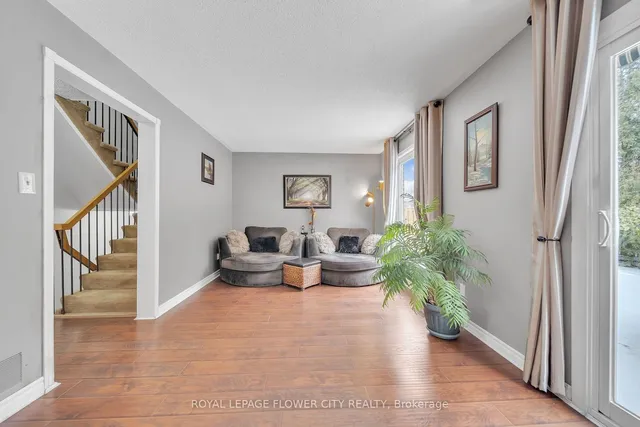 Additional image 21 of 16 JOANNE Crt