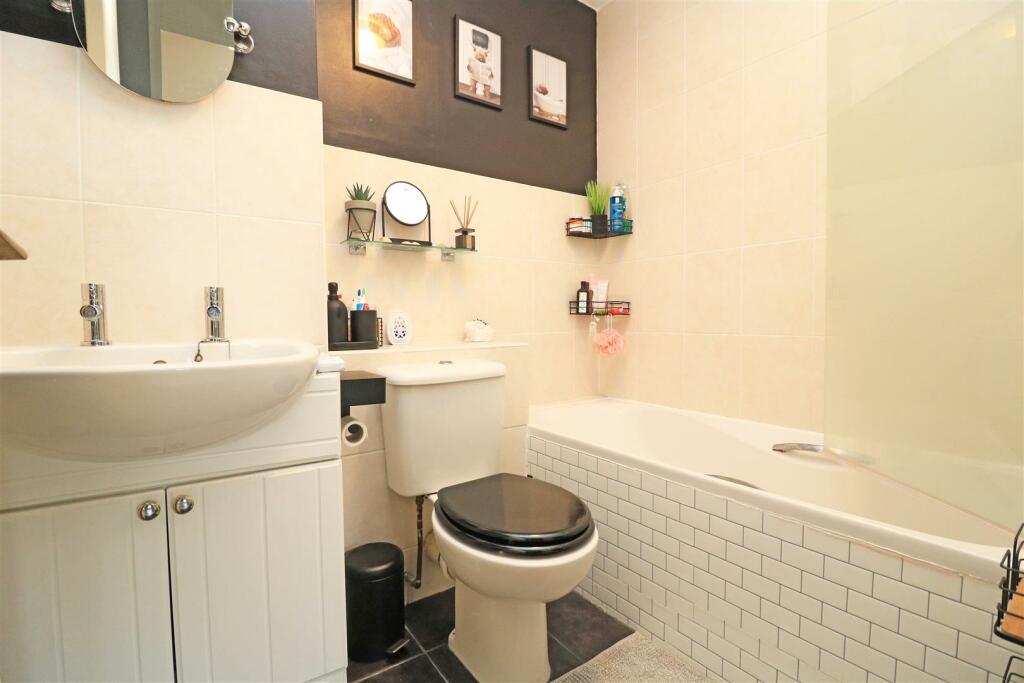 Additional image 10 of Shearers Way, Boreham, Chelmsford