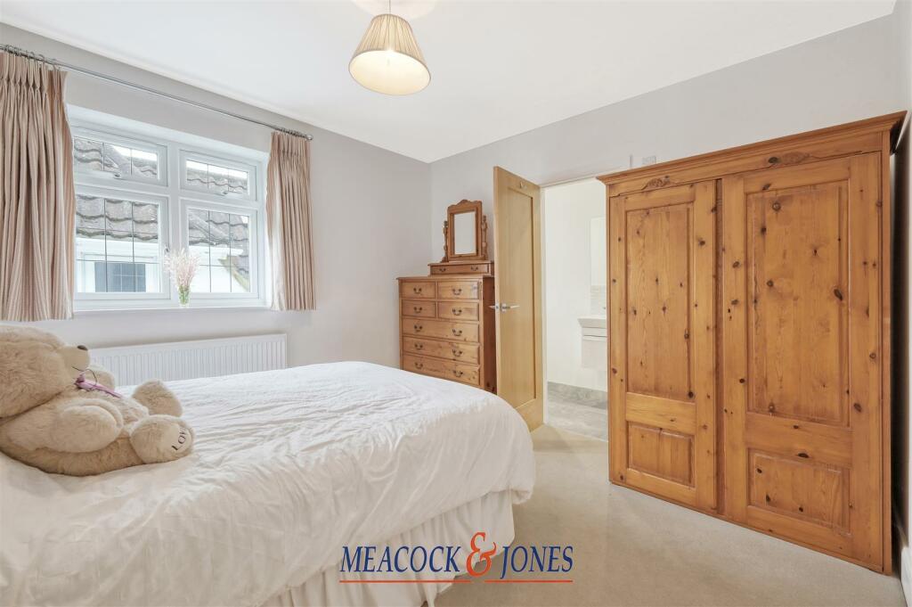 Additional image 27 of Heronway, Hutton Mount, Brentwood