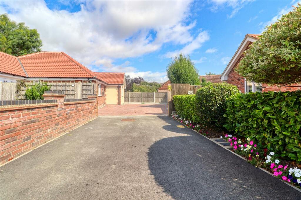 Additional image 11 of Manor Gardens, Manor Road, Great Holland