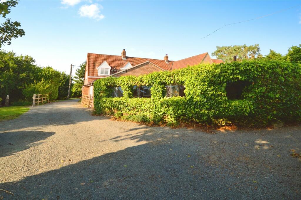 Additional image 32 of Harwich Road, Lawford, Manningtree, Essex, CO11