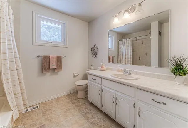 Additional image 27 of 16 Woodview Cres