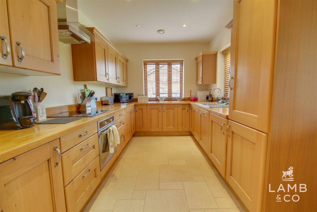 Additional image 6 of Long Lane, Tendring, Clacton-On-Sea