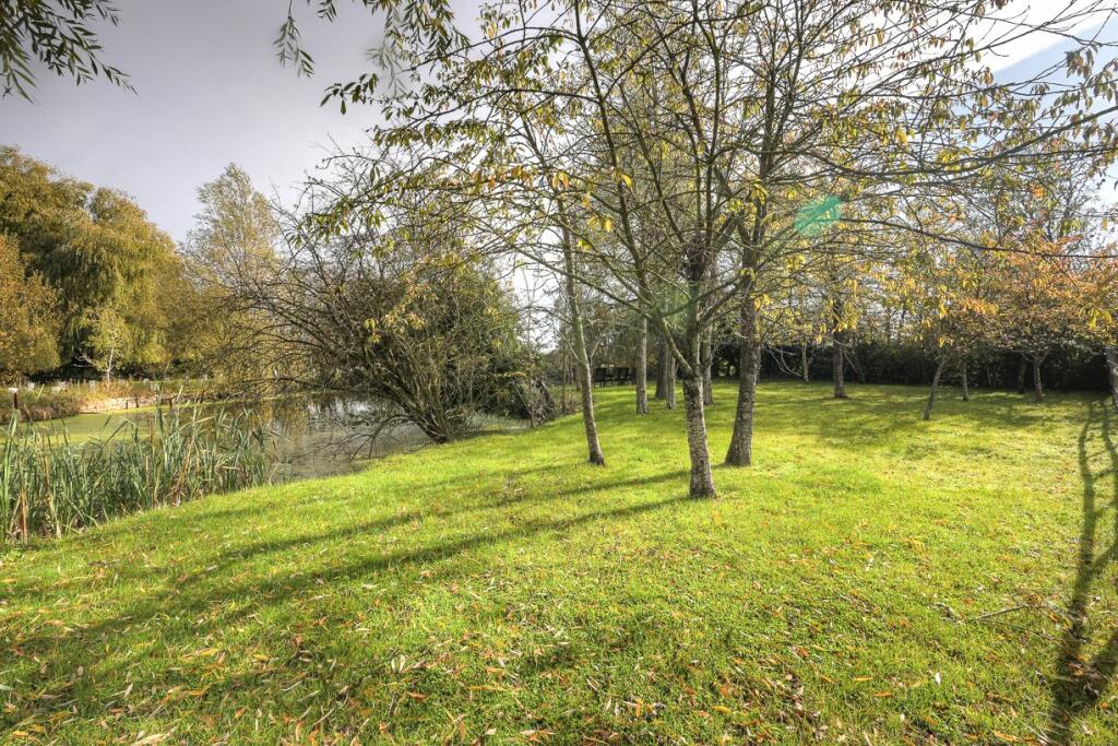 Additional image 34 of Horseman Side, Brentwood, CM14