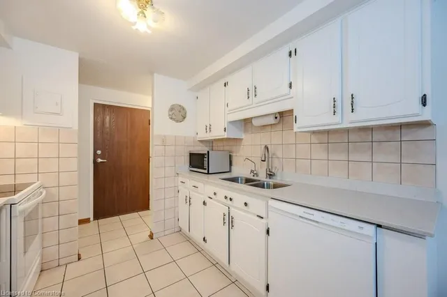 Additional image 17 of 4 Avalon Pl Unit 107