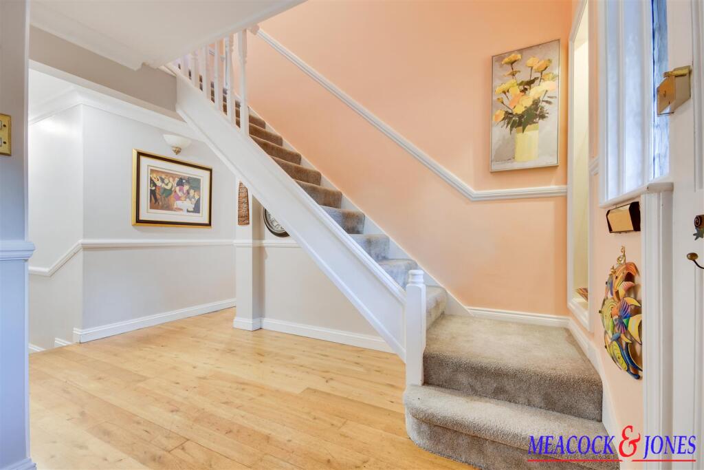 Additional image 14 of Challacombe Close, Hutton Mount, Brentwood