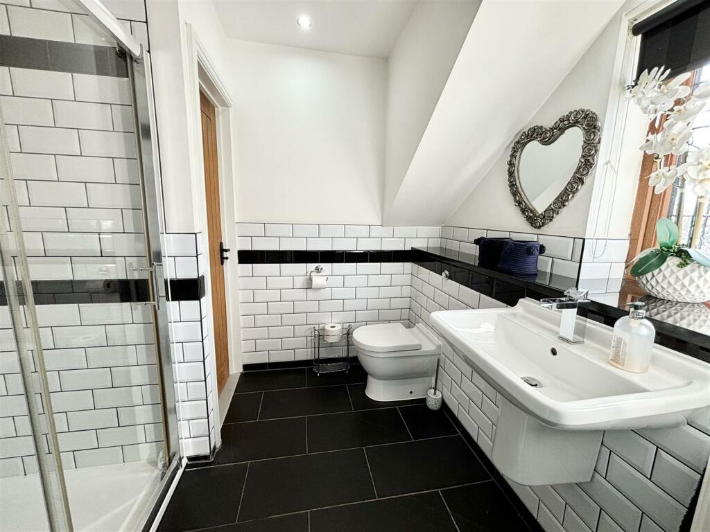 Additional image 34 of Thorndon Avenue, West Horndon, Brentwood