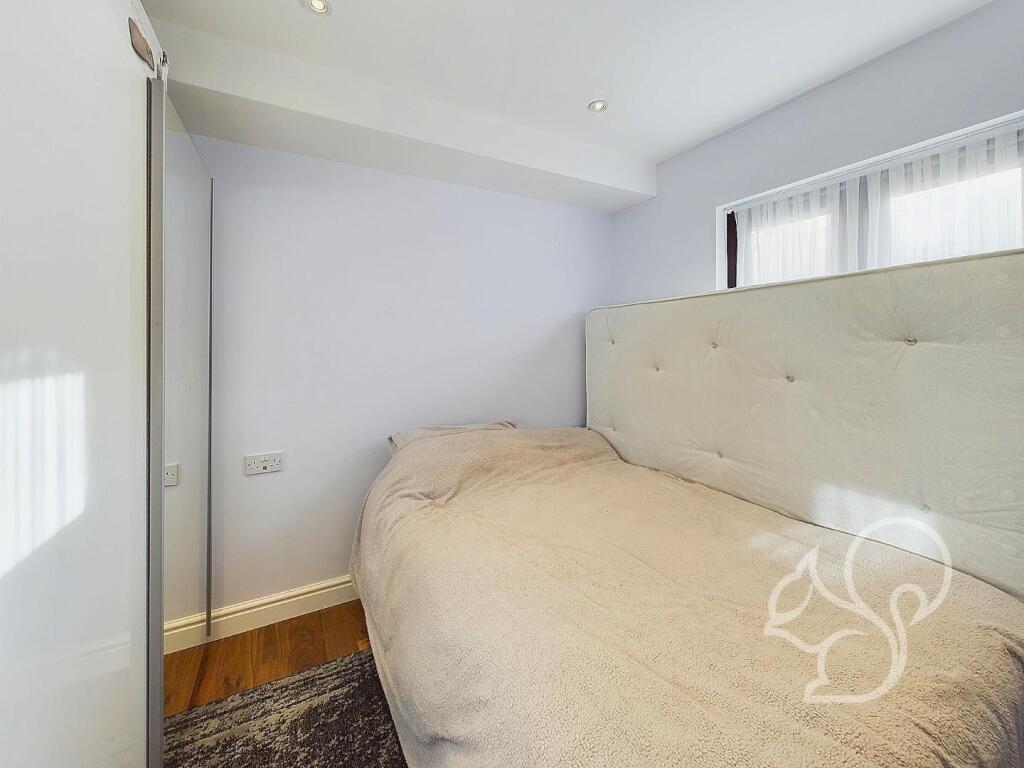 Additional image 41 of Hillside Road, Billericay