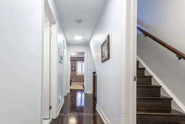 Additional image 25 of 81 Ruby Lang Lane