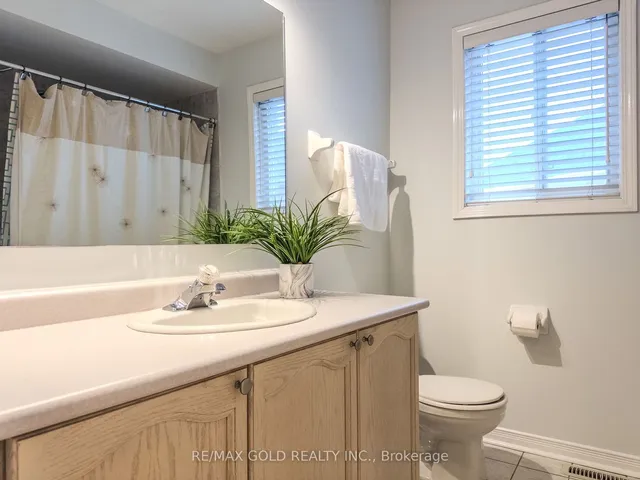 Additional image 15 of 21 Milkweed Cres