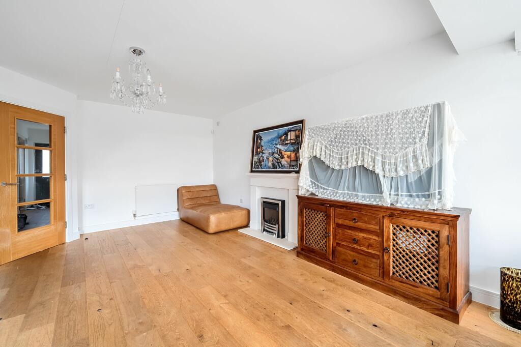 Additional image 7 of Willow Mews, Caterham, CR3