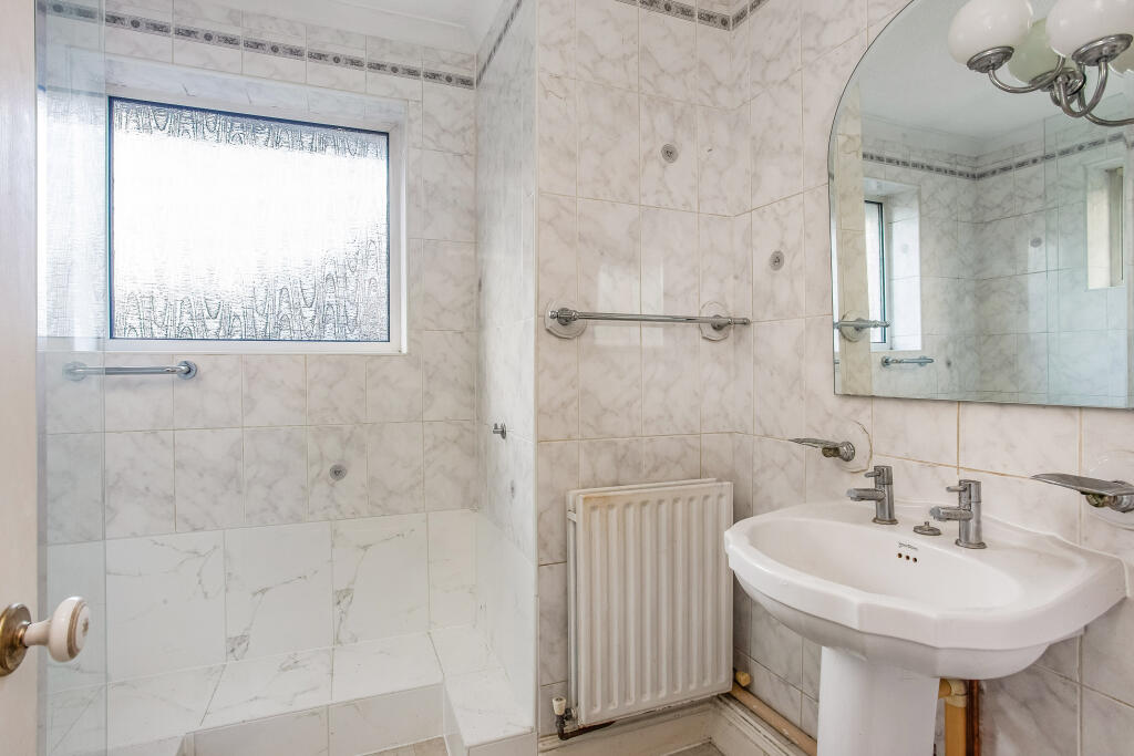 Additional image 17 of Tupwood Lane, Caterham, CR3