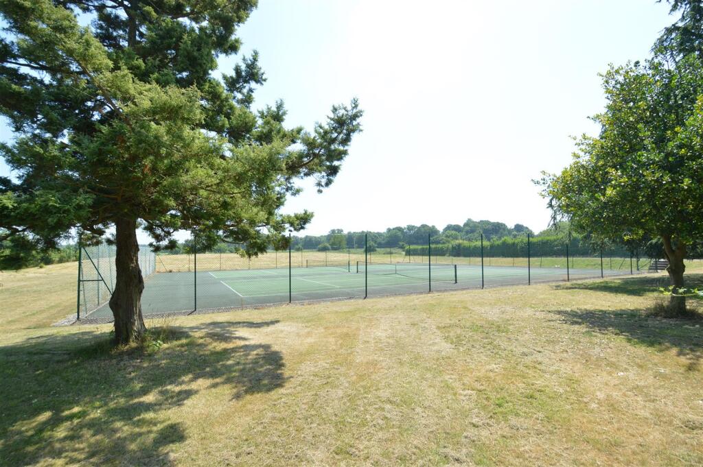 Additional image 19 of Cayton Road, Coulsdon