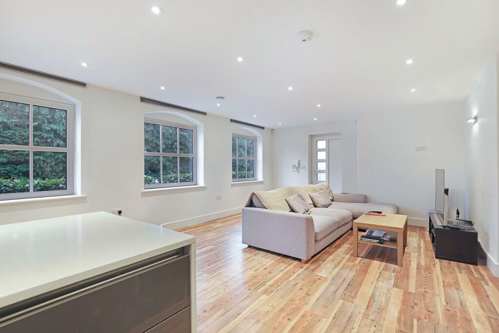 Additional image 8 of Clarks Mews Hemnall Street, Epping